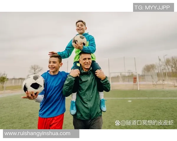 足球明星之间的友谊与竞争他们是如何相互认识和互动的